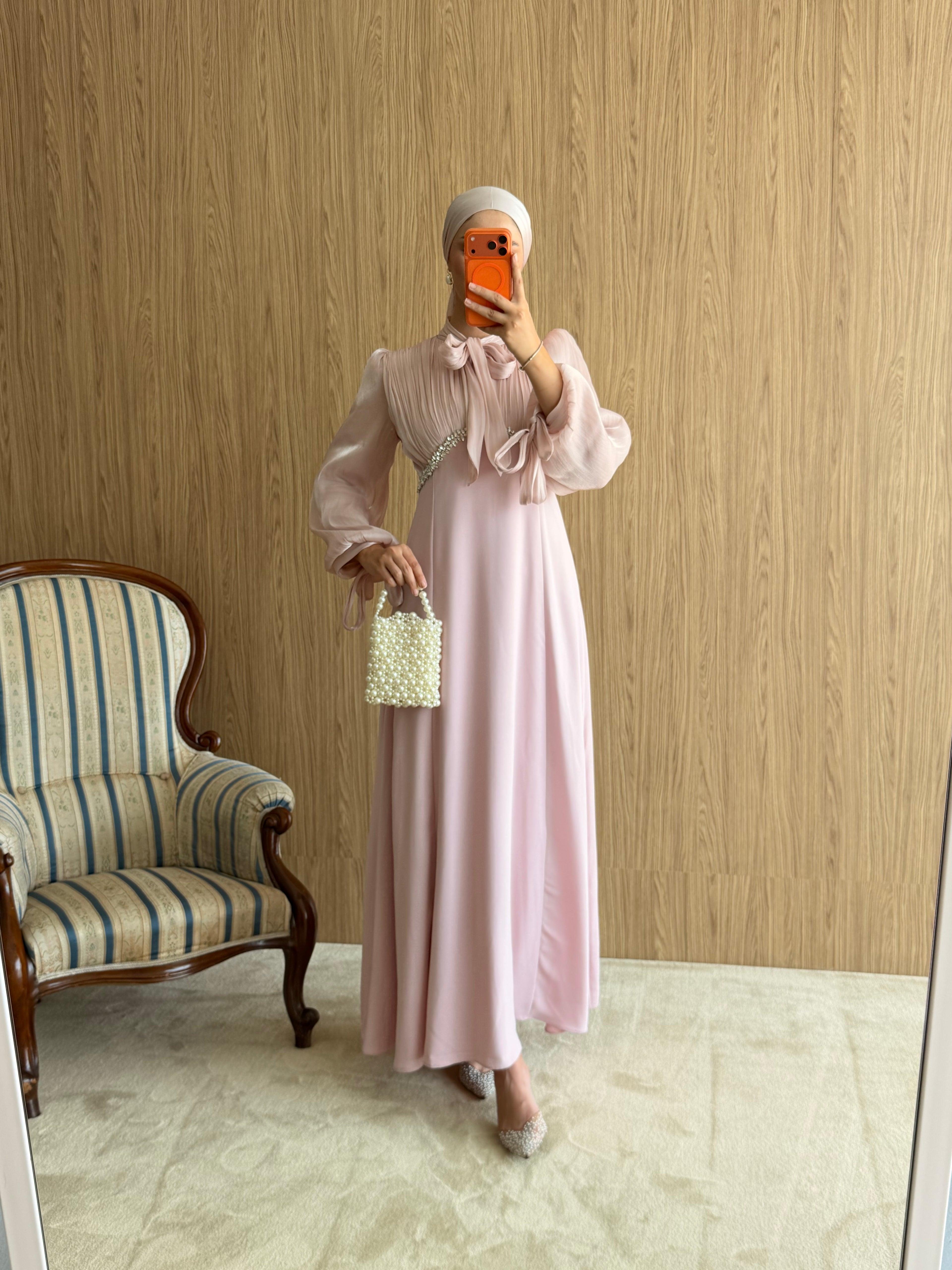 Nz Elara Taş Detaylı Fiyonk Yaka Abiye - Pembe