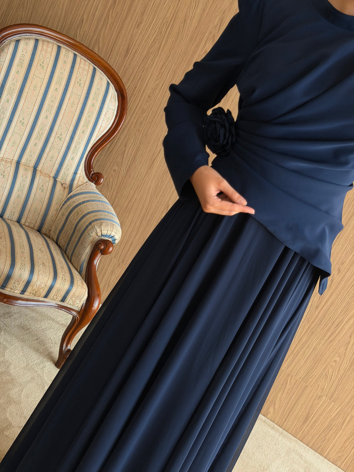 Asel Abiye-Lacivert