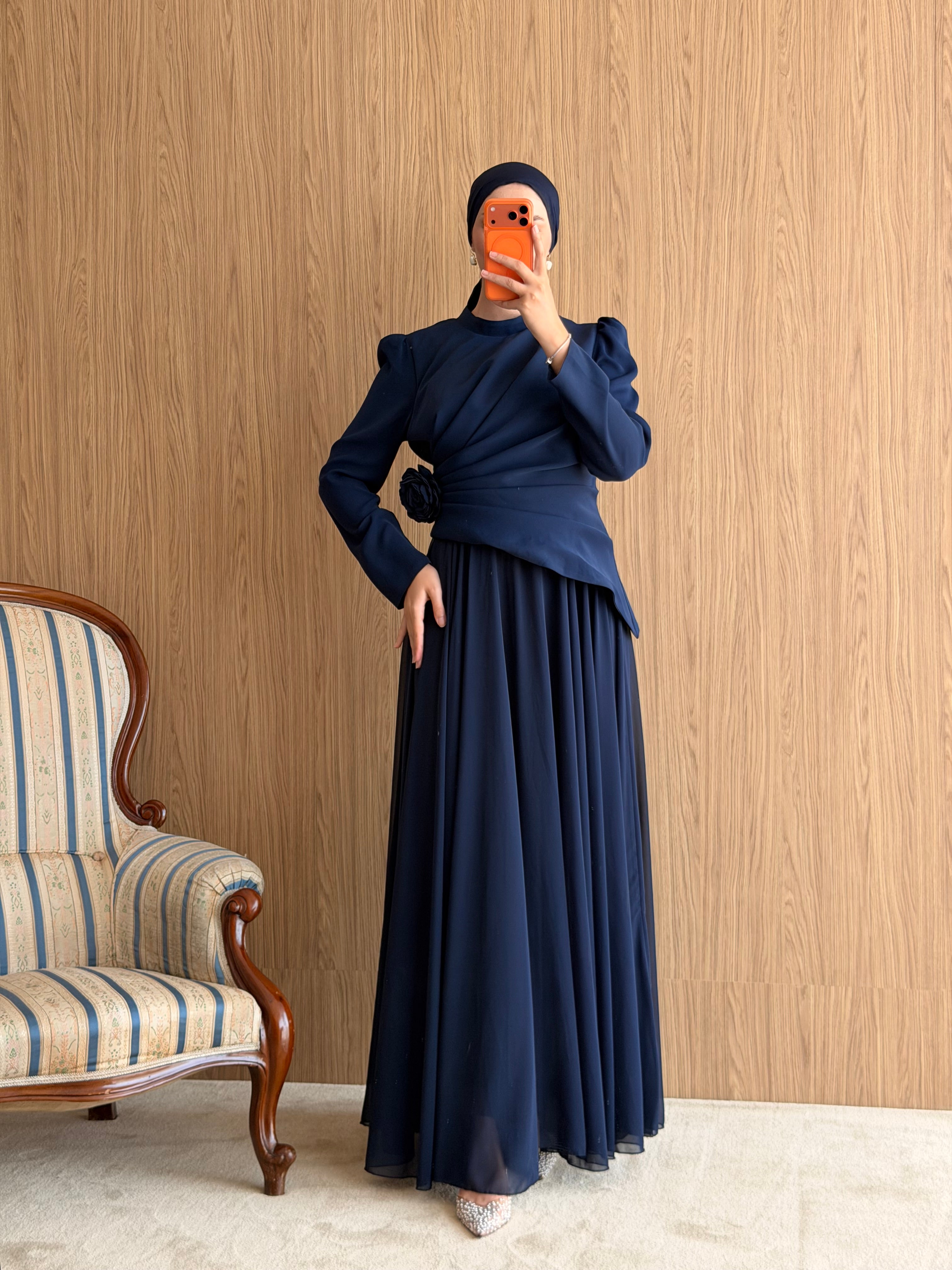 Asel Abiye-Lacivert