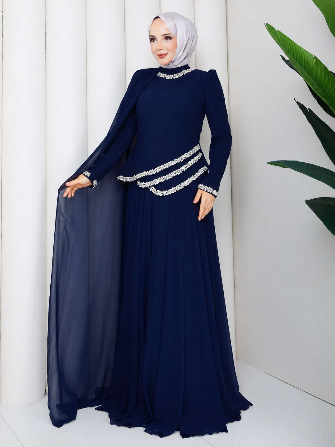 Taş Detaylı Şifon Pelerinli Abiye-Lacivert