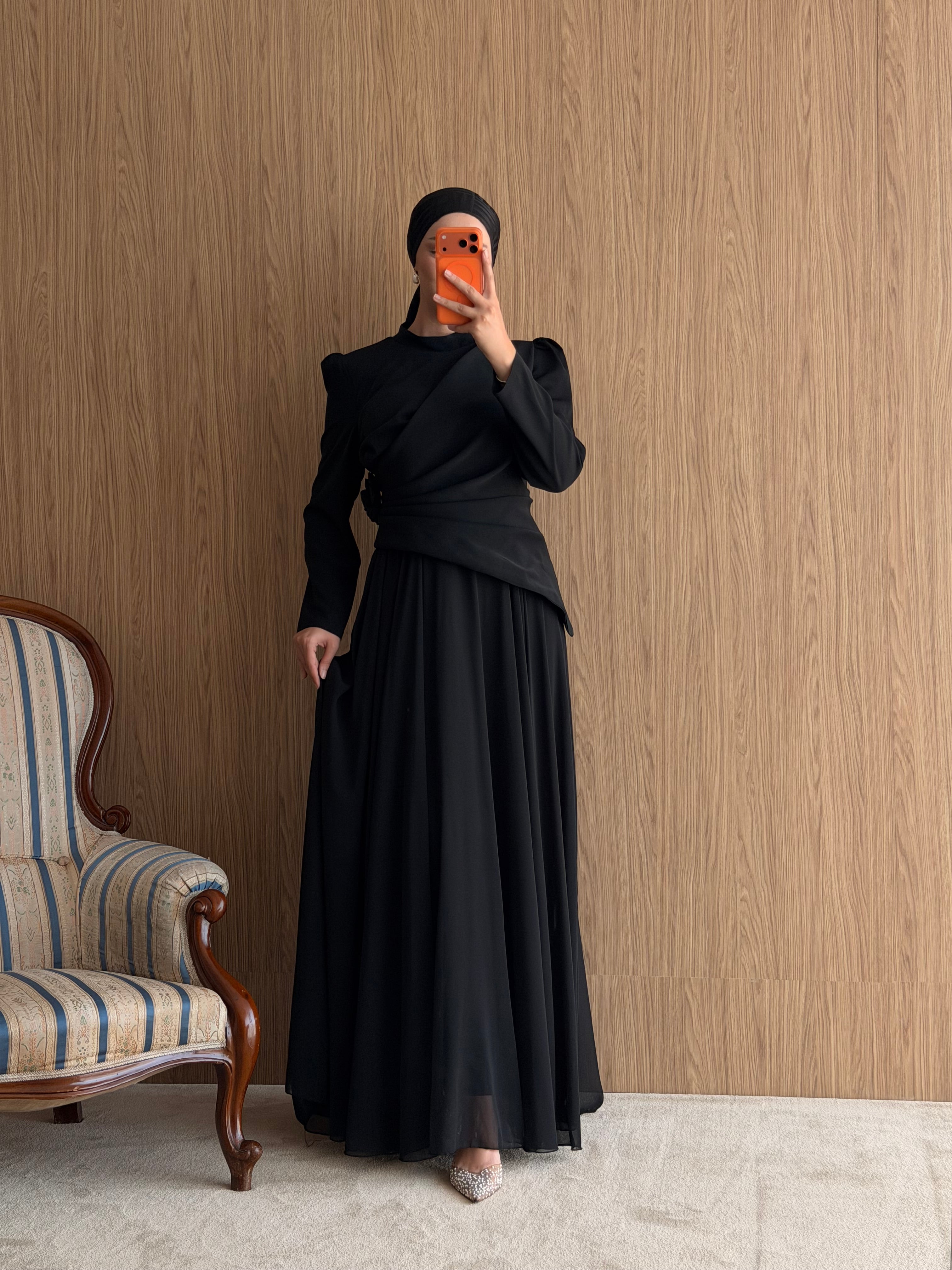 Asel Abiye-Siyah