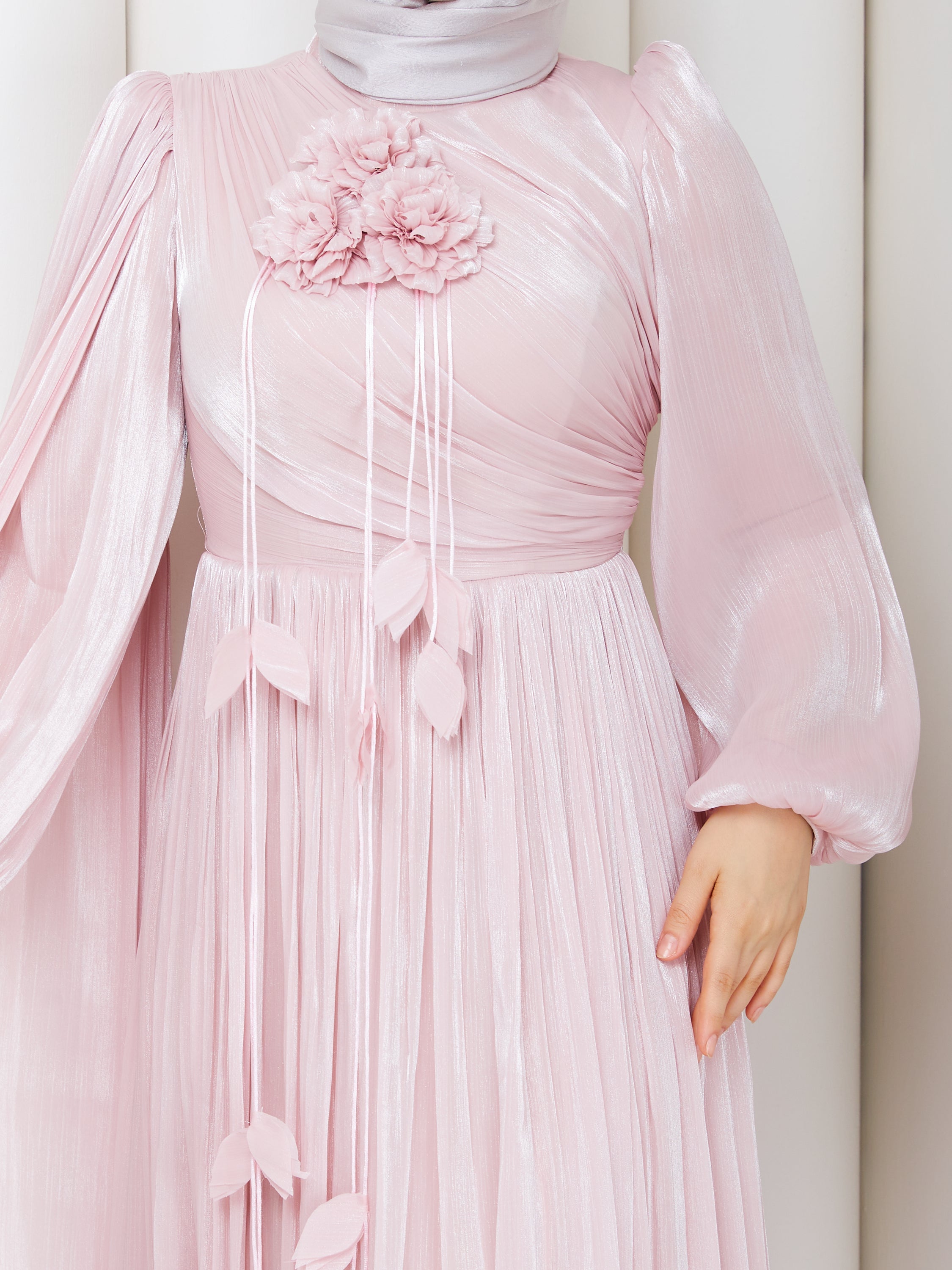 Lilya Çiçek Aksesuarlı Cancan Abiye