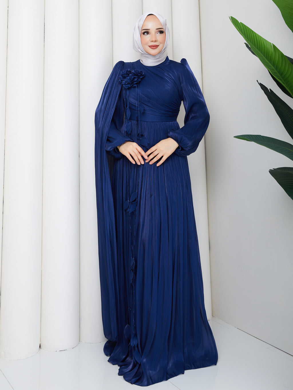 Lilya Çiçek Aksesuarlı Cancan Abiye