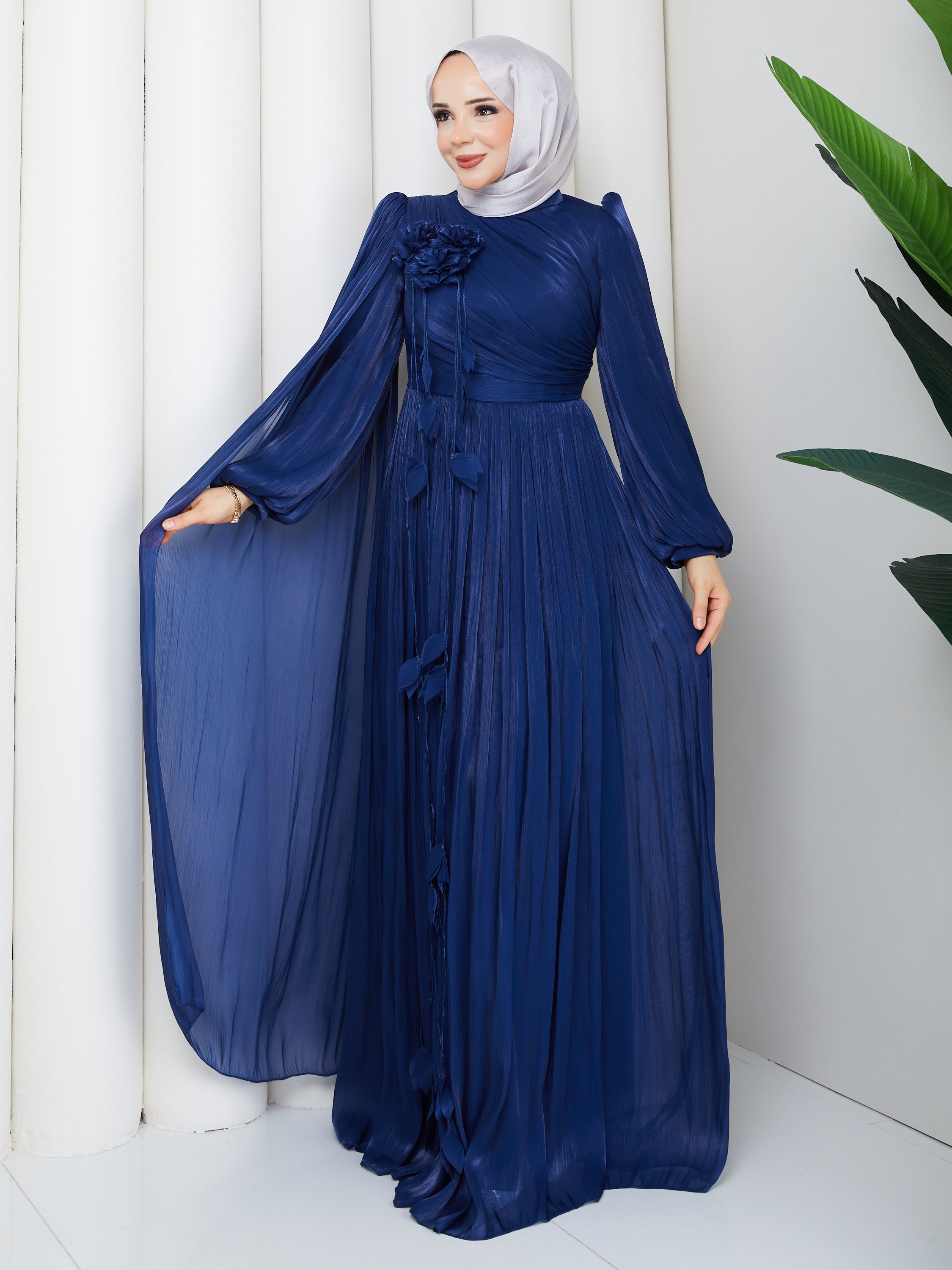 Lilya Çiçek Aksesuarlı Cancan Abiye