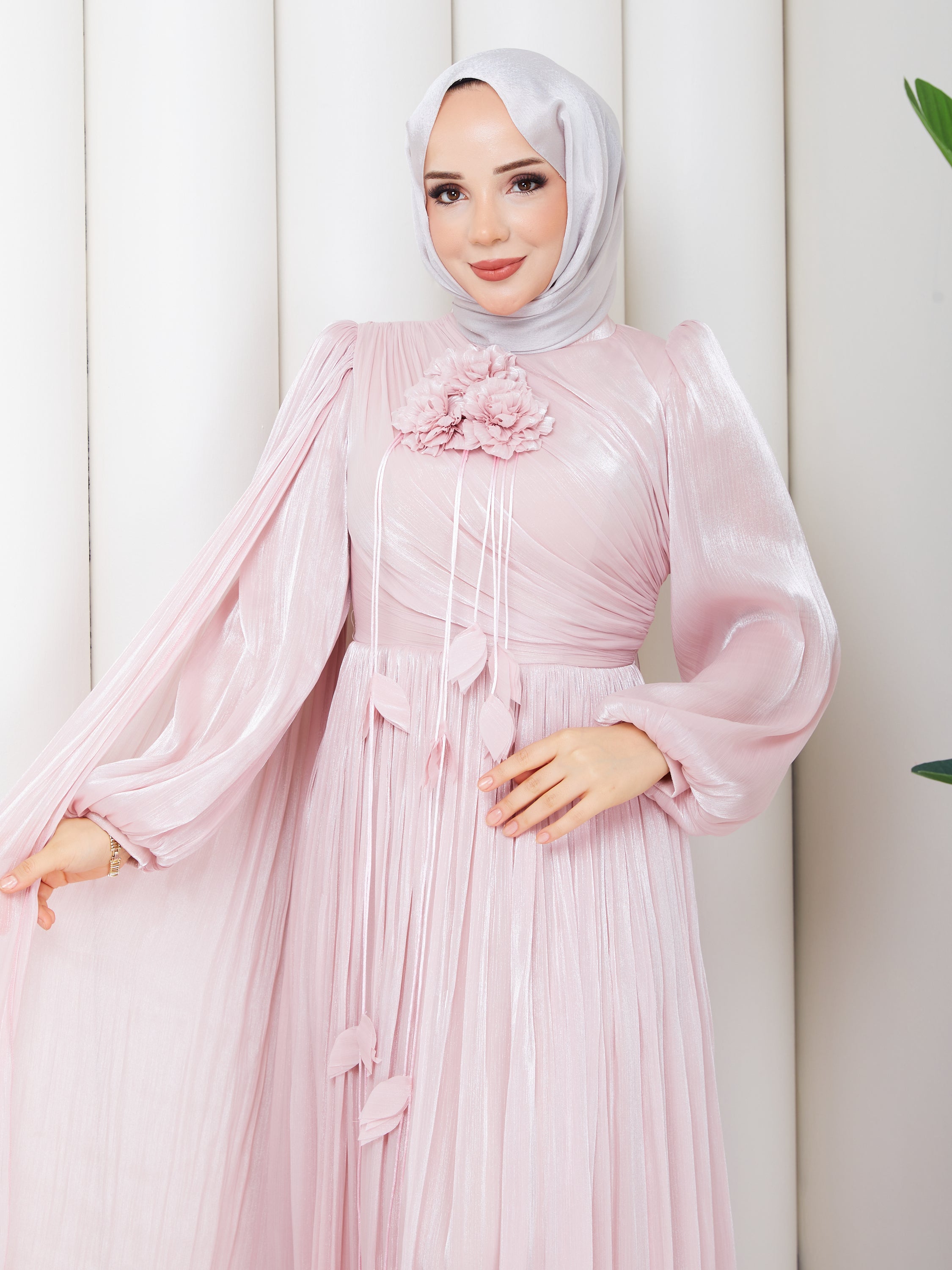 Lilya Çiçek Aksesuarlı Cancan Abiye