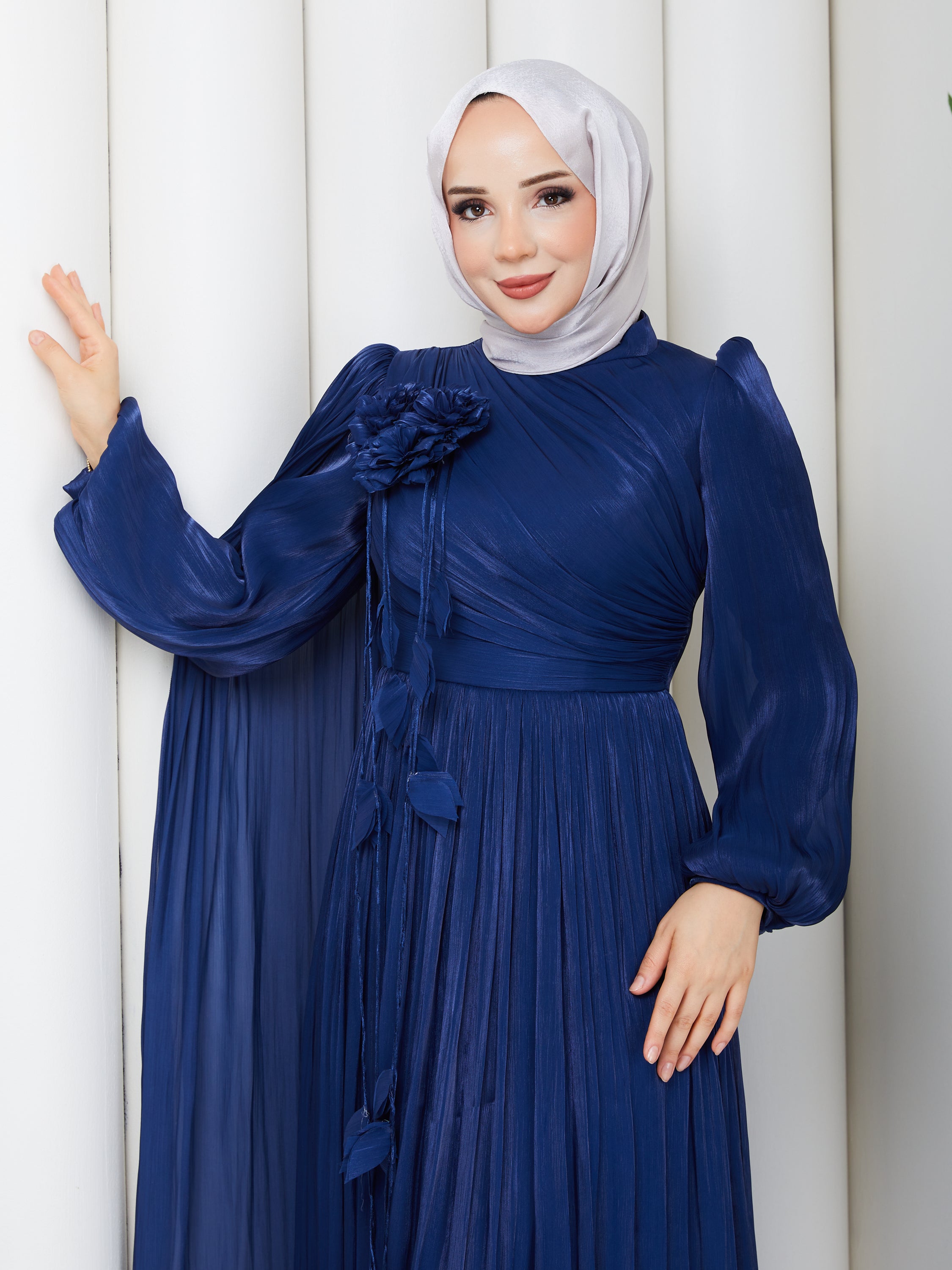Lilya Çiçek Aksesuarlı Cancan Abiye