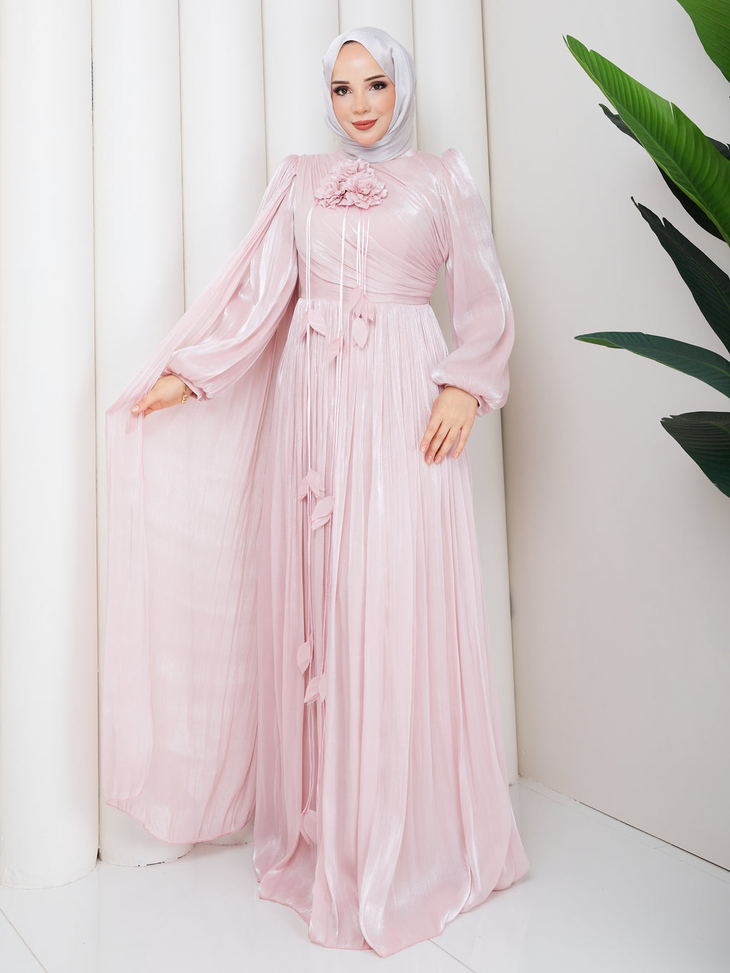 Lilya Çiçek Aksesuarlı Cancan Abiye