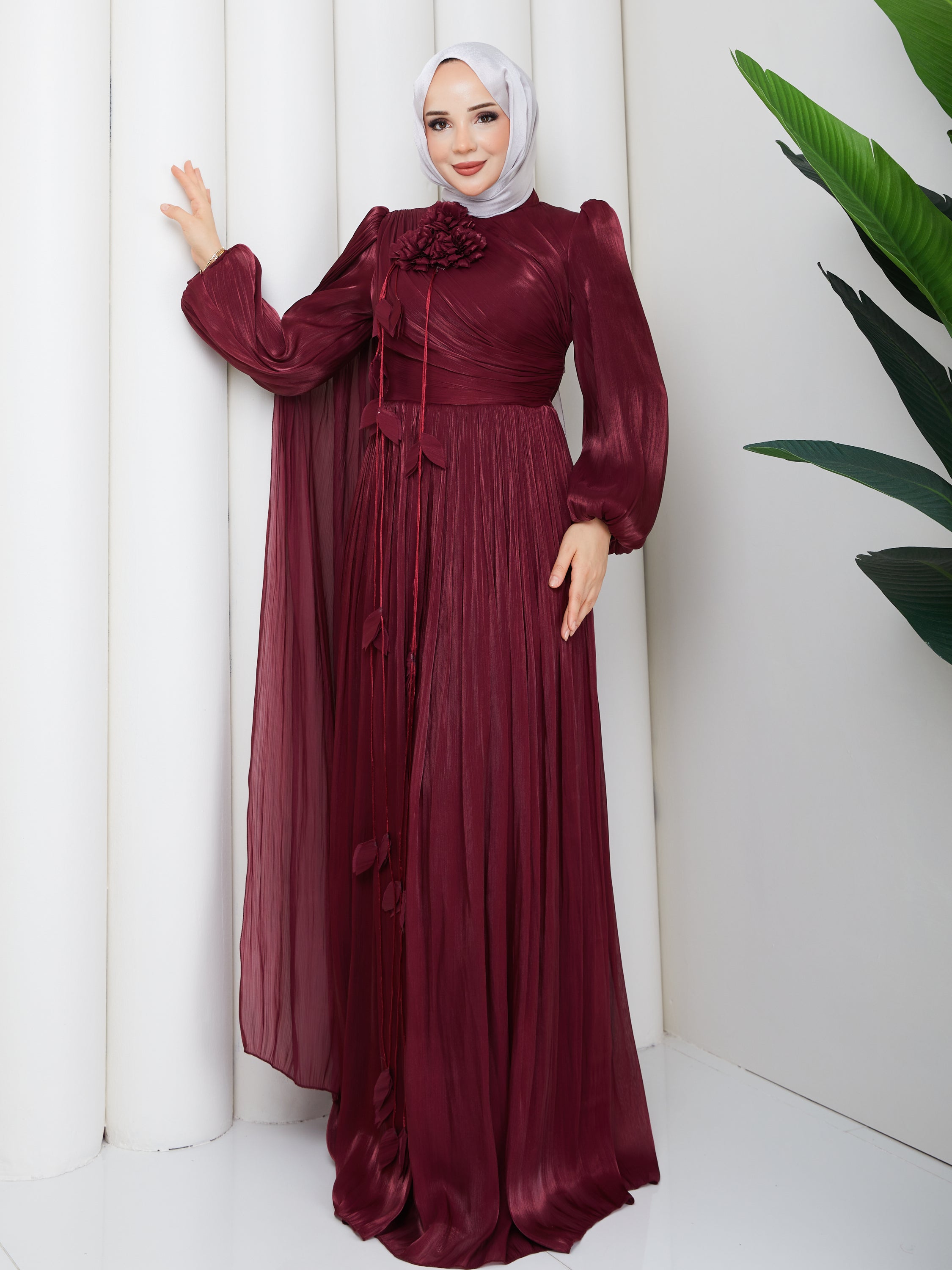 Lilya Çiçek Aksesuarlı Cancan Abiye